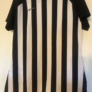 Nike Black and White Striped Women’s Dri fit Shirt